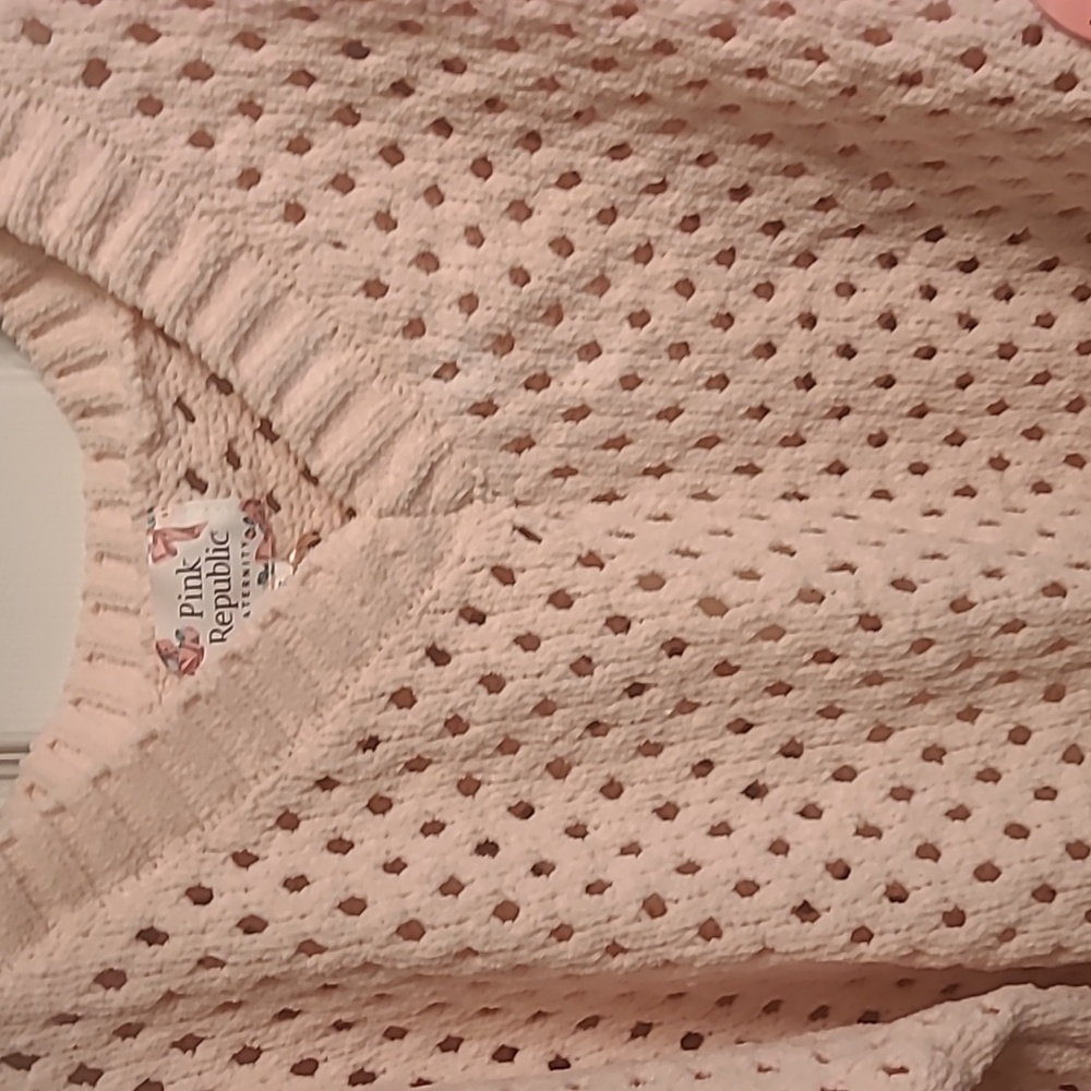 Maternity L pink sweater